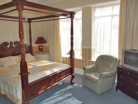 Metropole Hotel