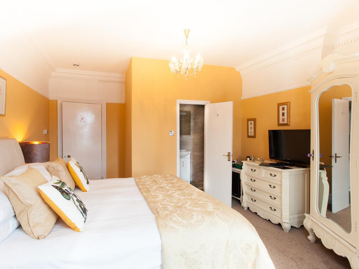 Braddon Hall Guest house