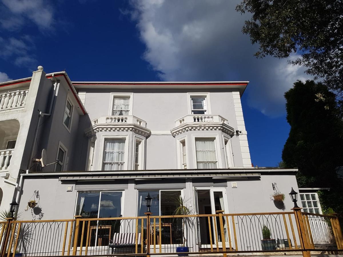 Glenorleigh 4* Torquay