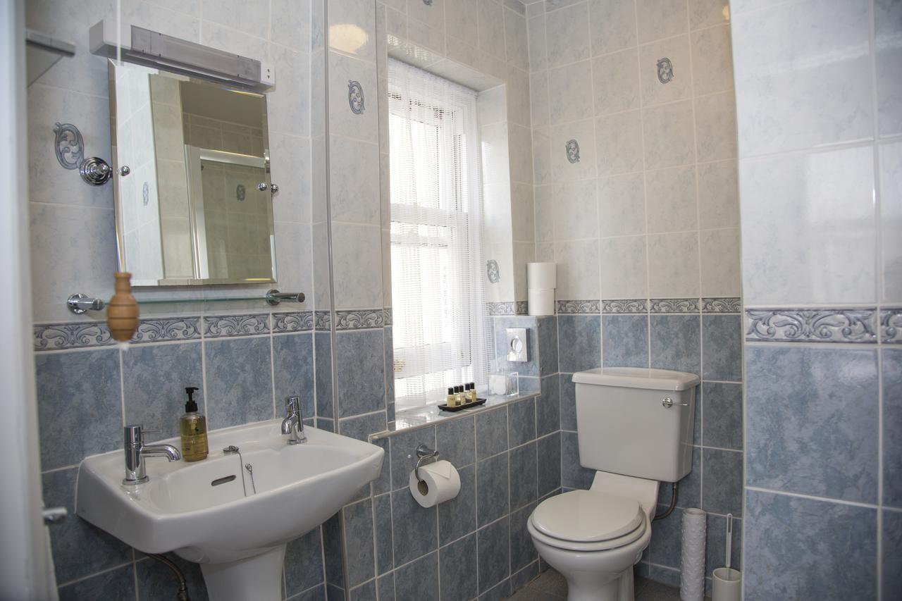 Carlton Court Bed & Breakfast