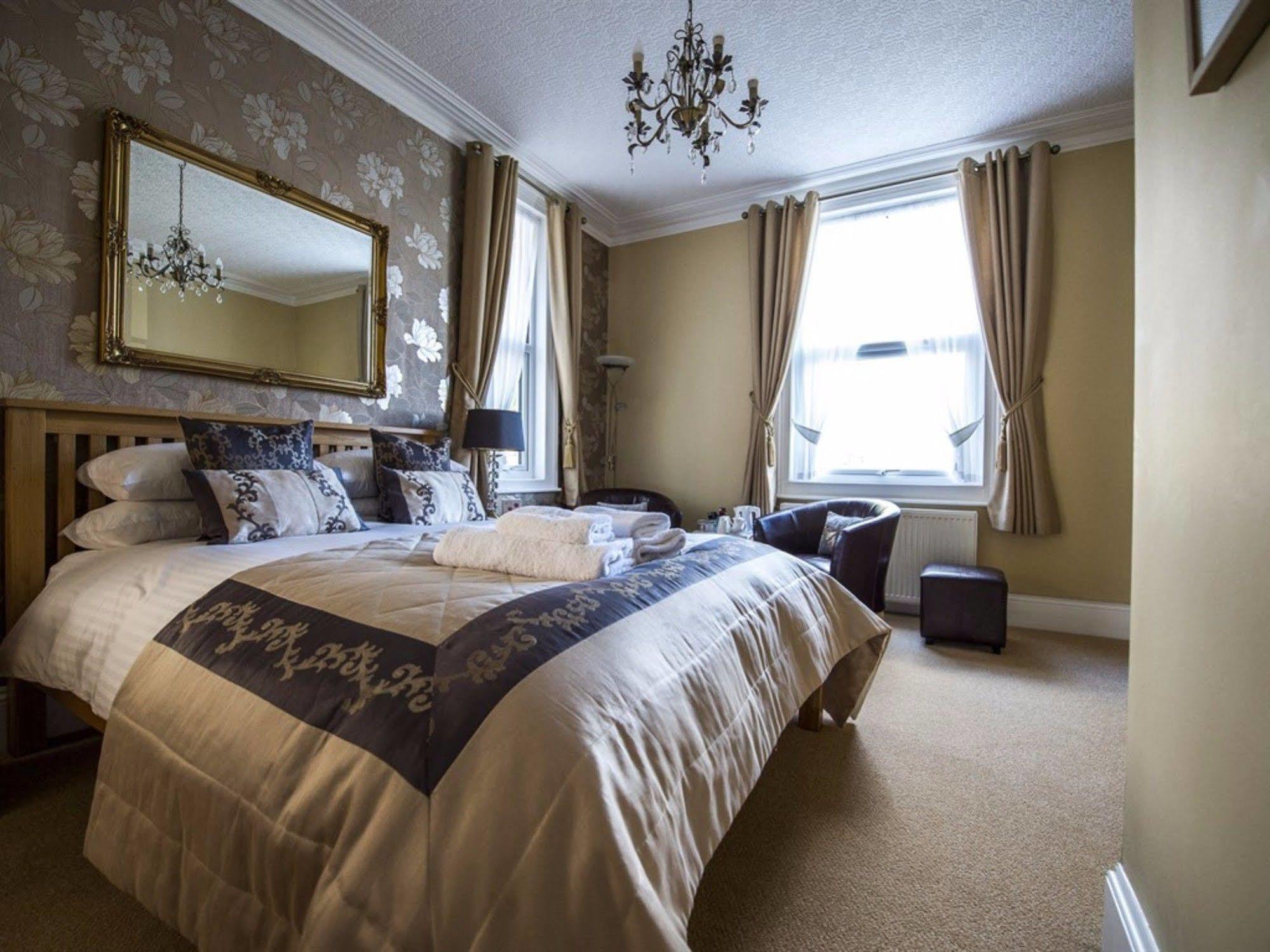 Elmdene Guest house