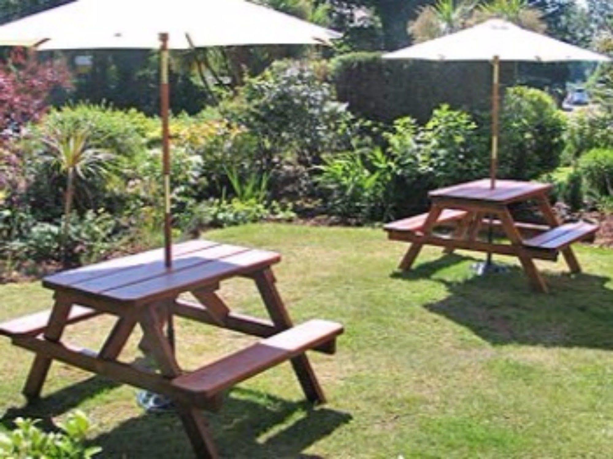 Guest house Elmdene
