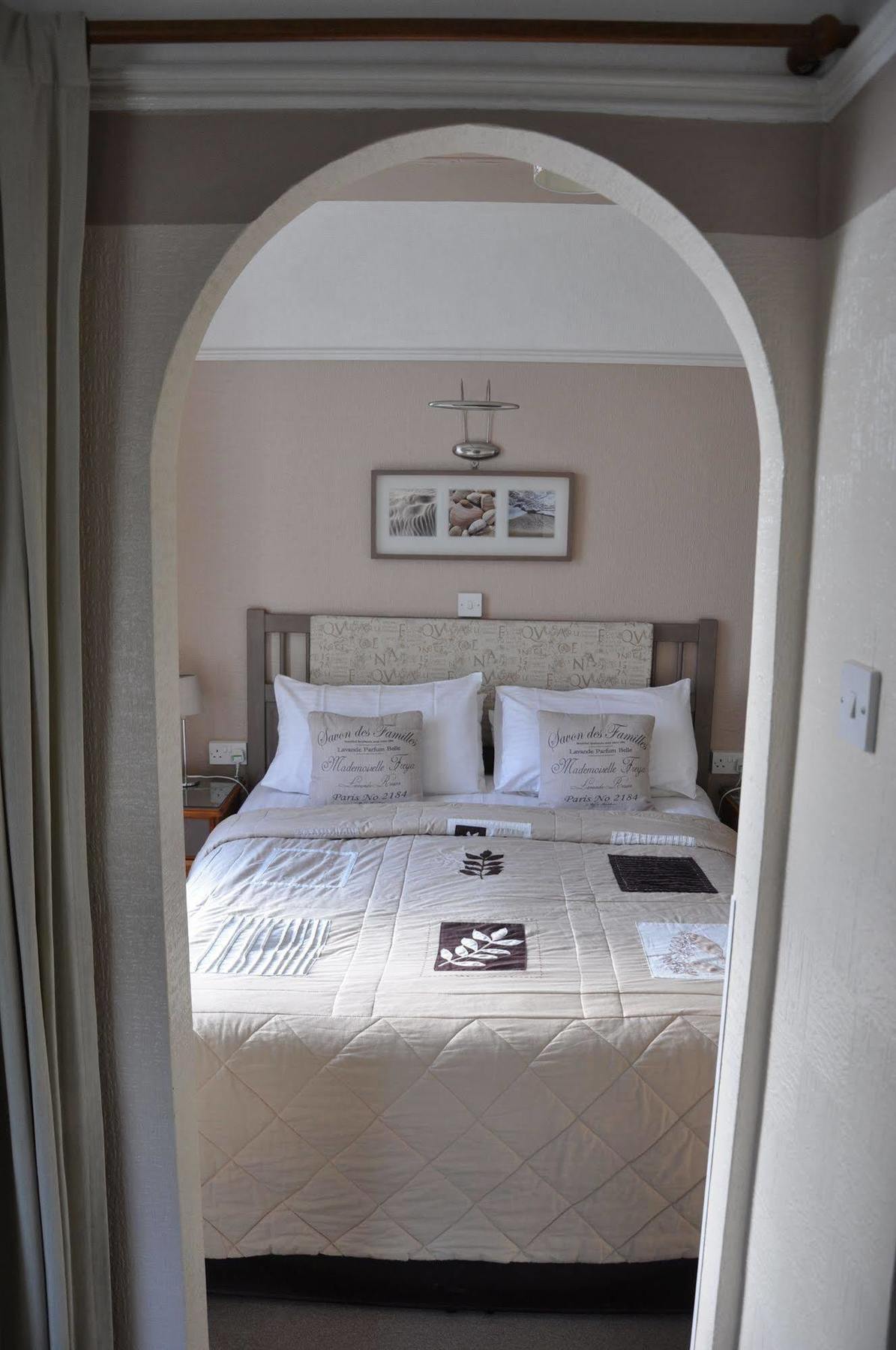 Abbeyfield Vintage Style Boutique Bed & Breakfast Torquay