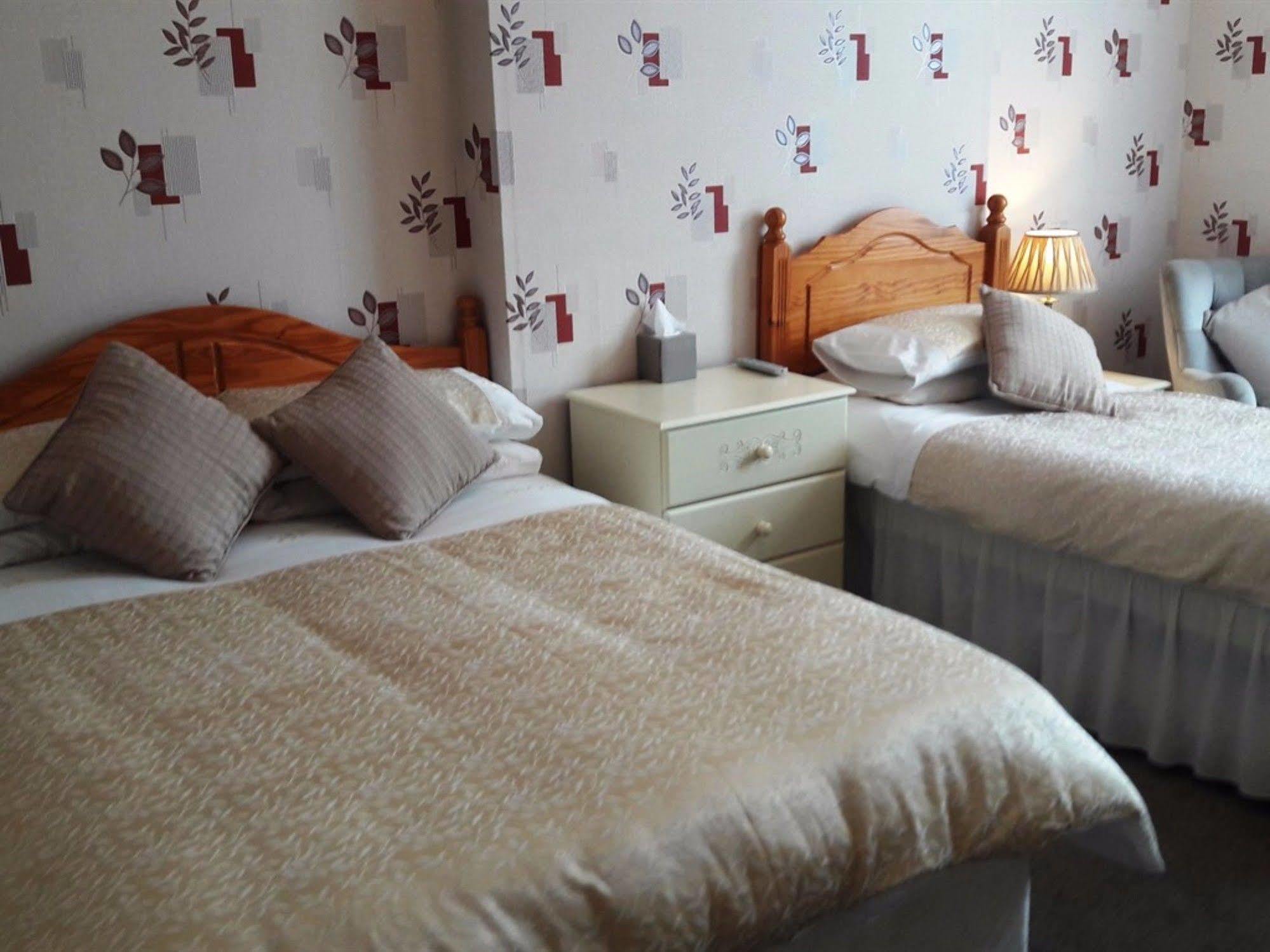 Barclay Court Guest house 4*