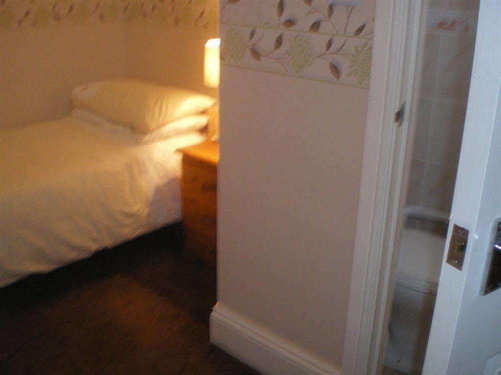 Guest house Barclay Court