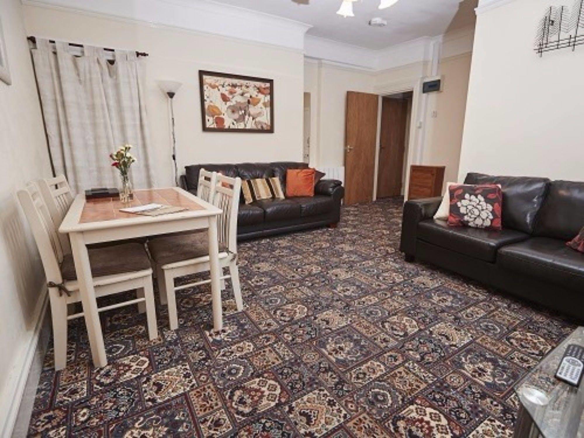 Abbey View Flats