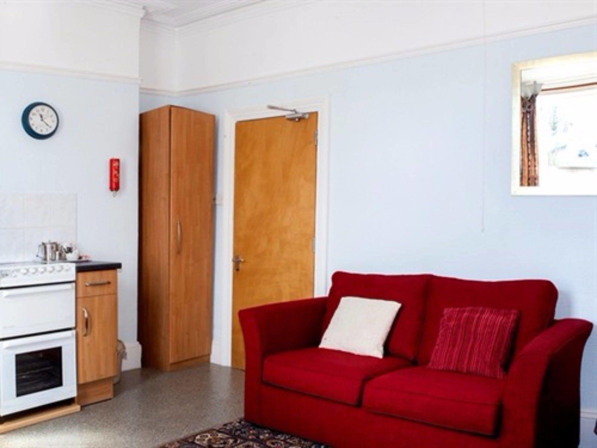 Abbey View Flats Apartment *