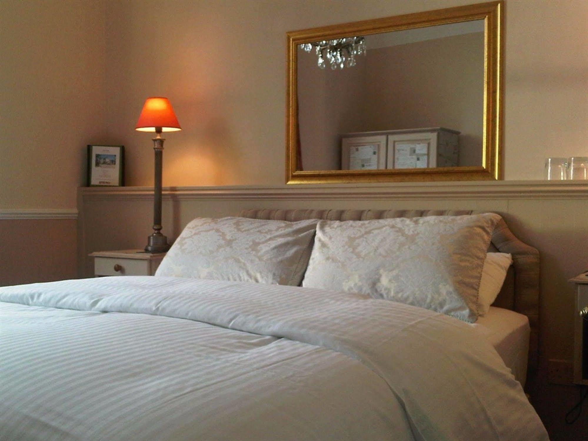 Court Prior Boutique And Bed & Breakfast
