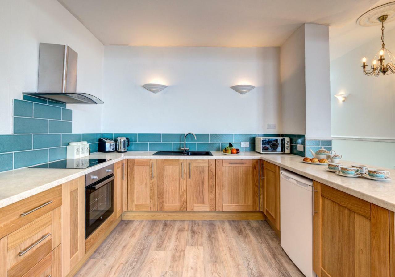 Oddicombe Hall Flat 2 Apartment