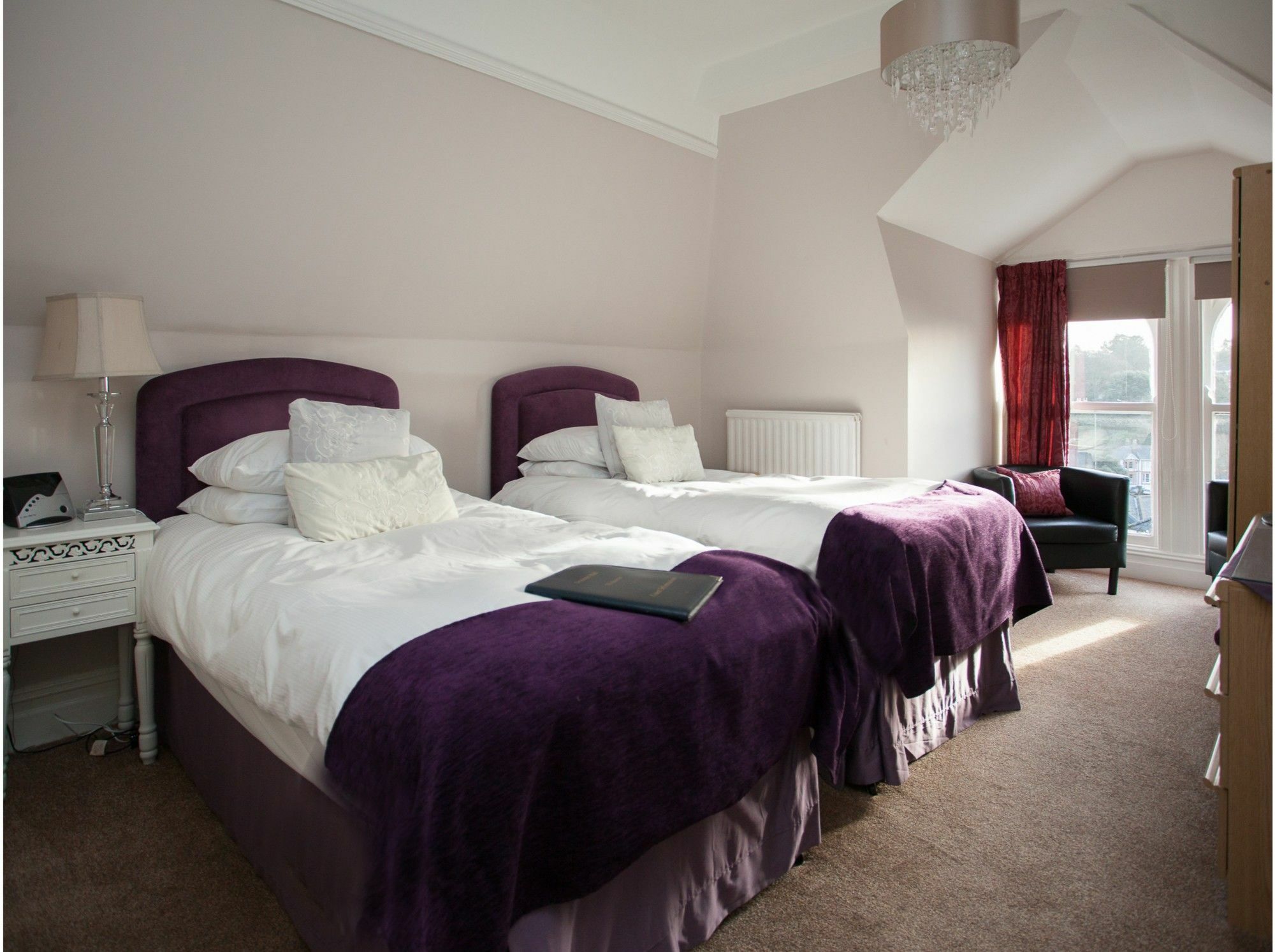 Guest house Braddon Hall 4*