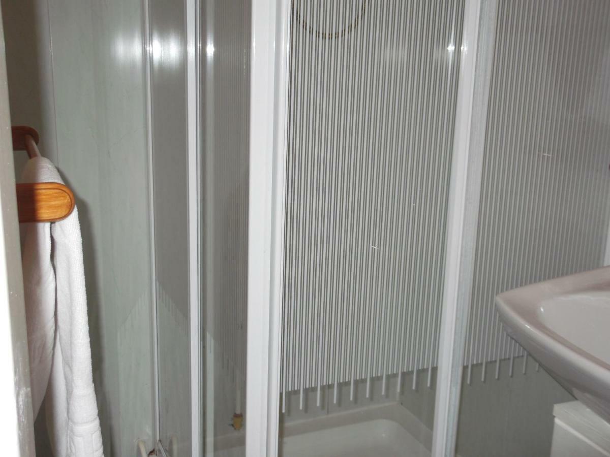 Ashfield Guest house 4*