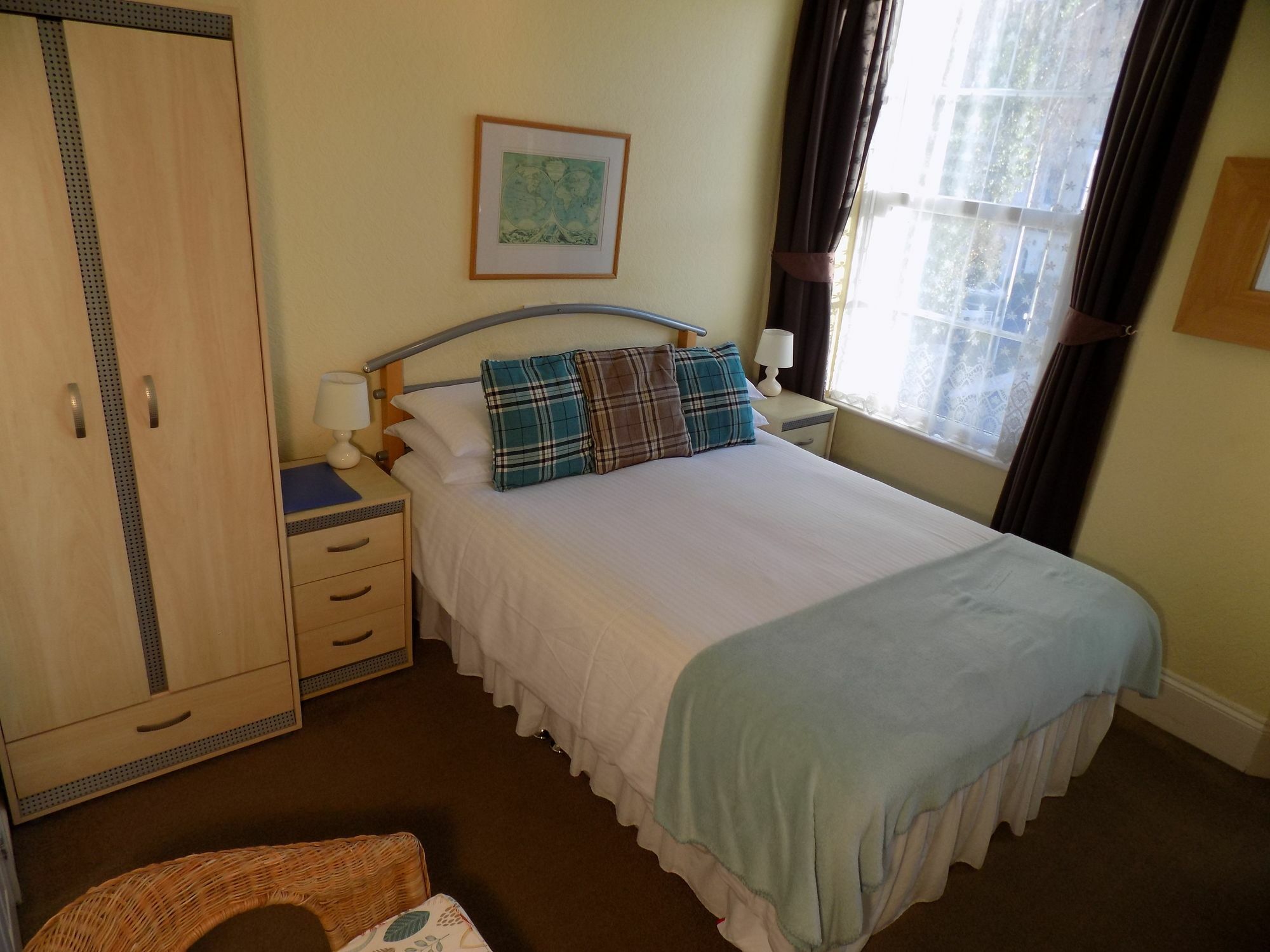 Haven House 4*