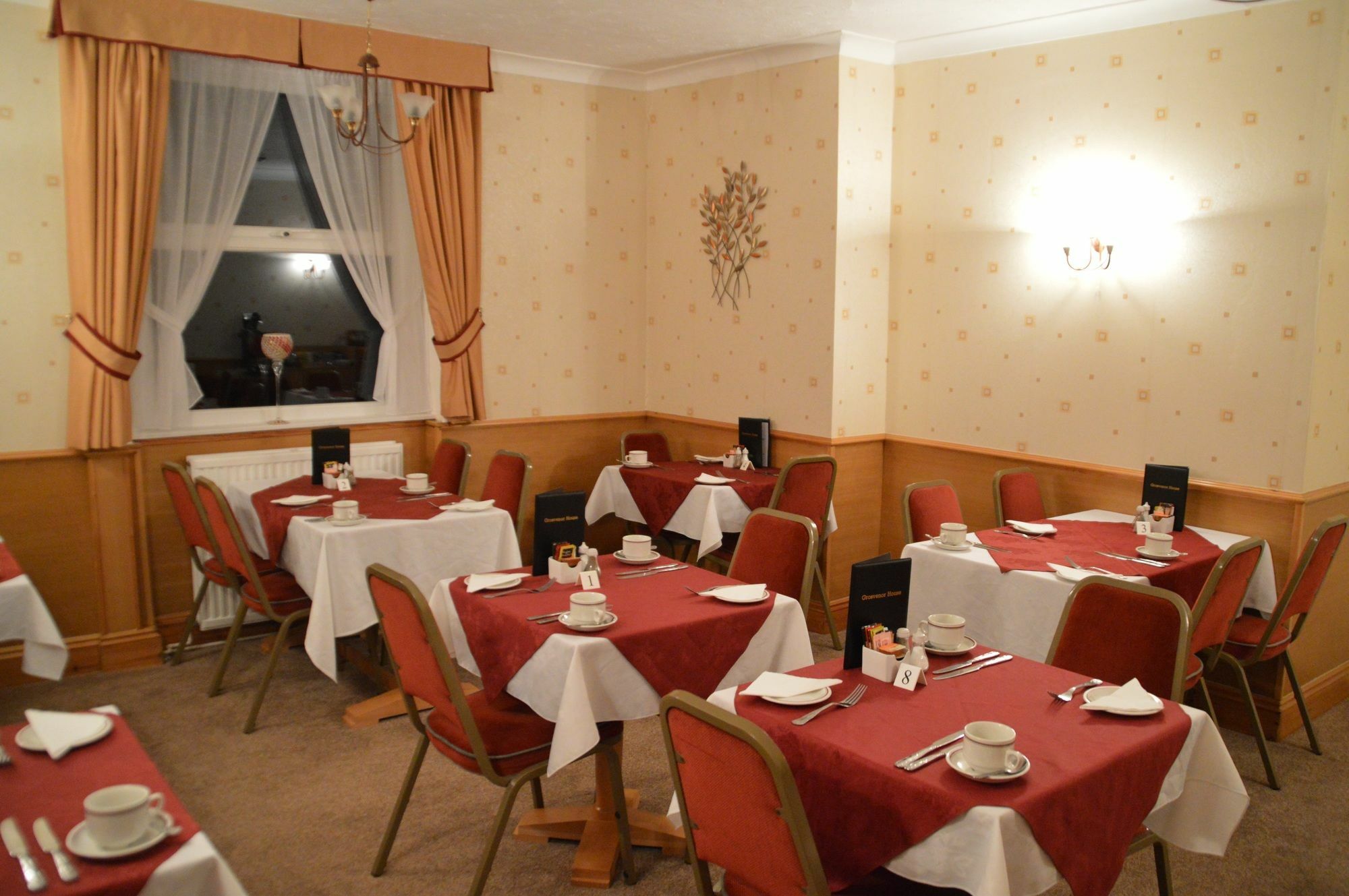 Guest house Grosvenor House
