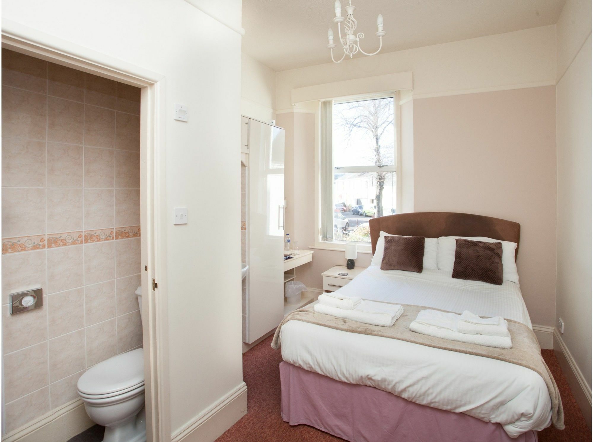 74 Belgravia Guest house Torquay