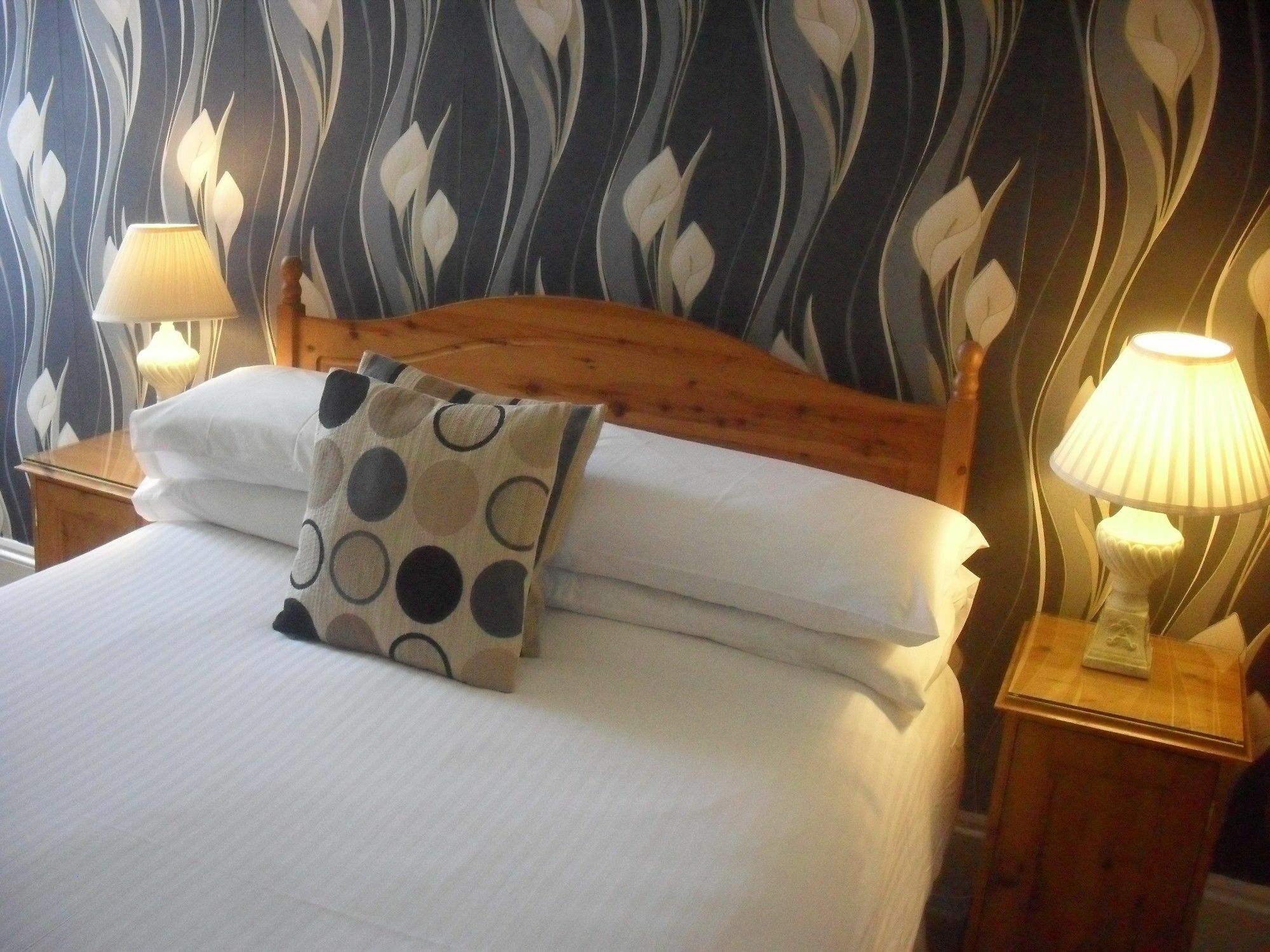 Sandway House 4*