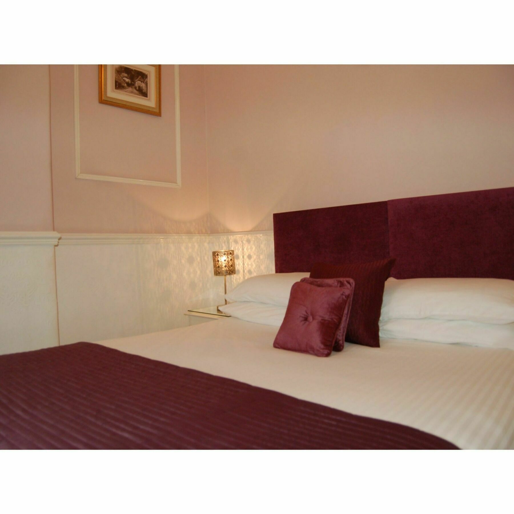 Sandway House Guest house 4*