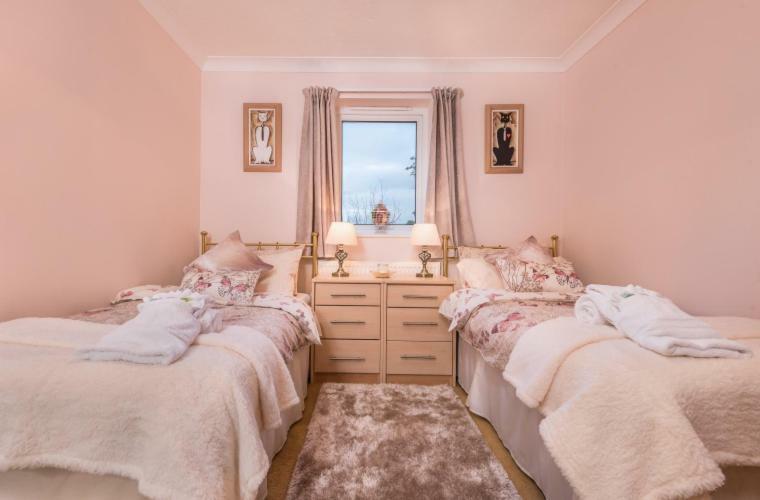 Cliff House Holiday home *
