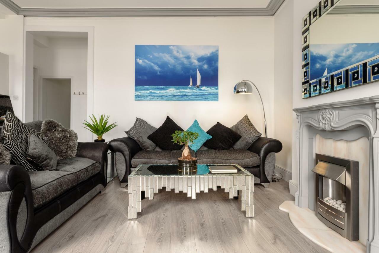 Apartment Sandybanks - Stylish On Promenade
