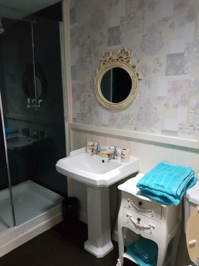 Three Sisters Holiday home Torquay