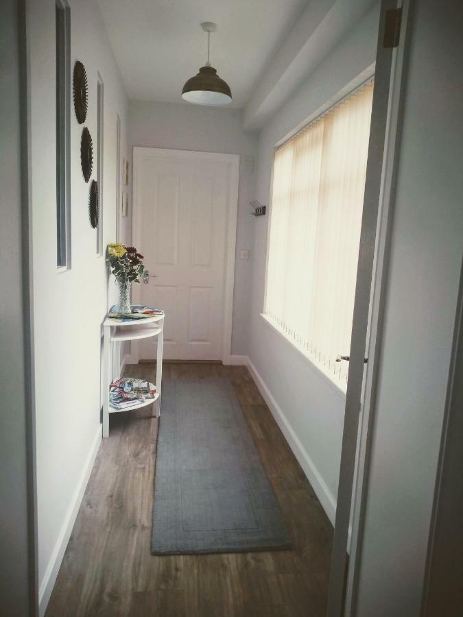 Lovely Private Ensuite Near Torbay Hospital Apartment Torquay