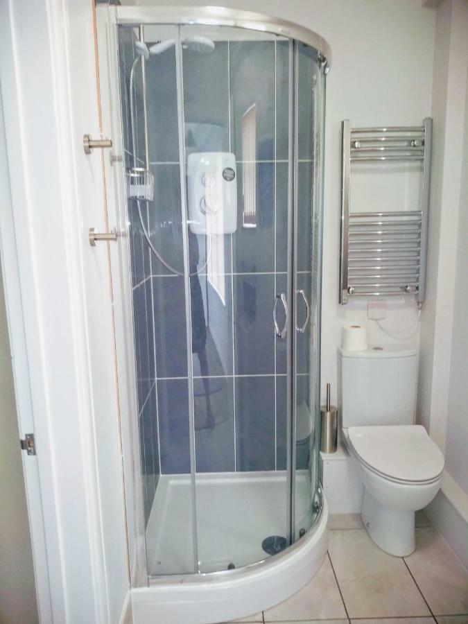 Lovely Private Ensuite Near Torbay Hospital * Torquay