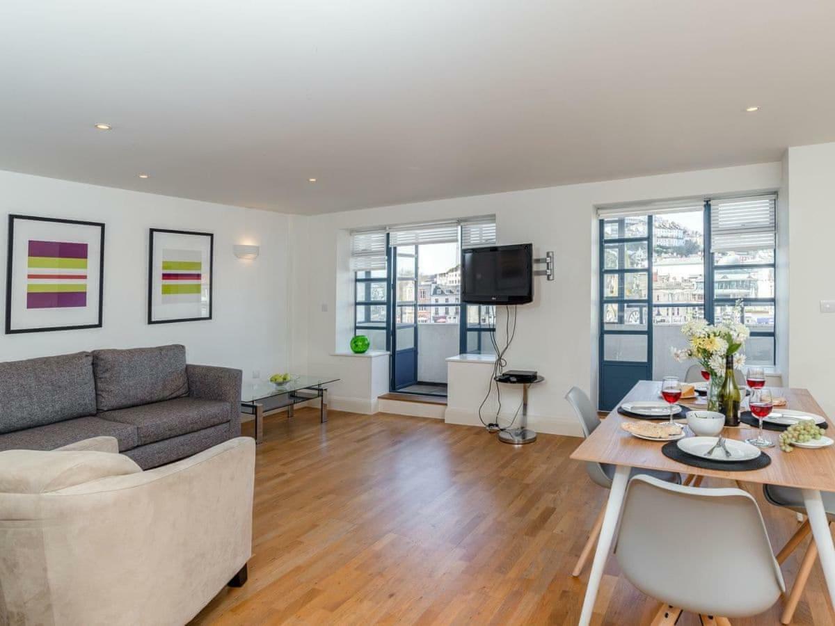 Apartment 5 Queens Quay Torquay
