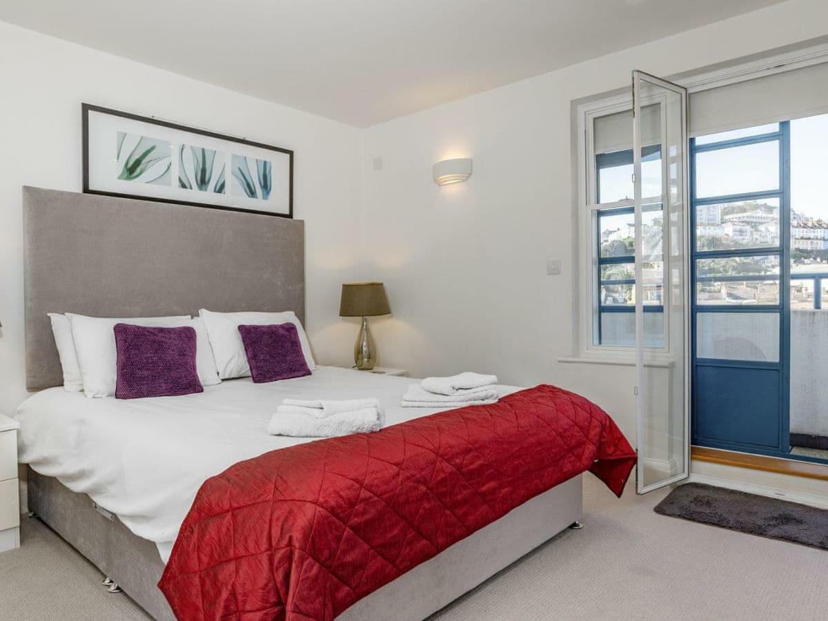 5 Queens Quay Apartment Torquay