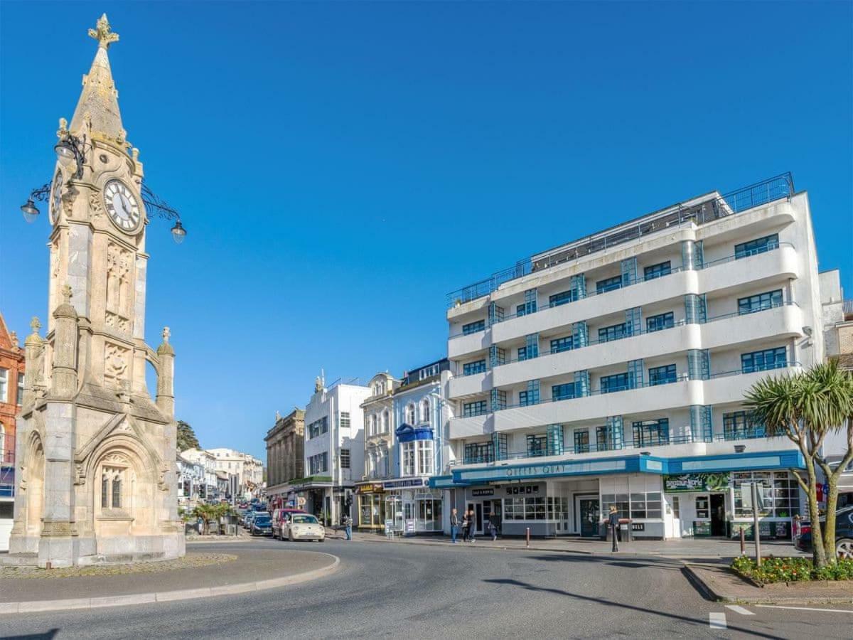 5 Queens Quay * Torquay