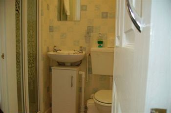 Ashfield Guest house 4*