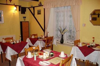 Ashfield Guest house 4*