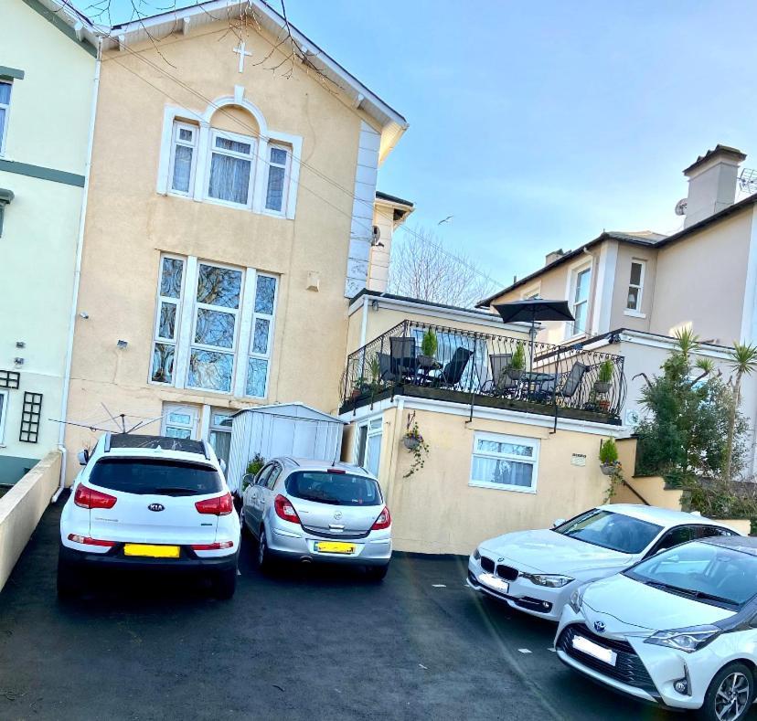 Crowndale - Exclusively For Adults Torquay