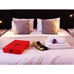 Seaview Regency Apartment