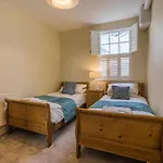 Trinity Mews