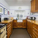 4 Bed - Beach Cottage