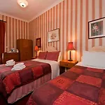 Ashurst Lodge