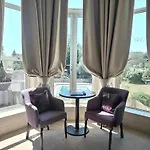 Abbey Sands Hotel