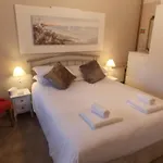 Heathcliff House B&B Exclusively For Adults Free Large Carpark
