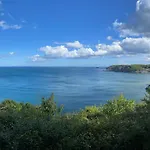 Cliff Lodge
