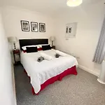The Nest At Wynncroft