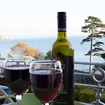 Seaview Regency Apartment