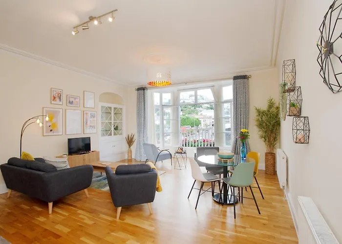 Victoria Apartment 1