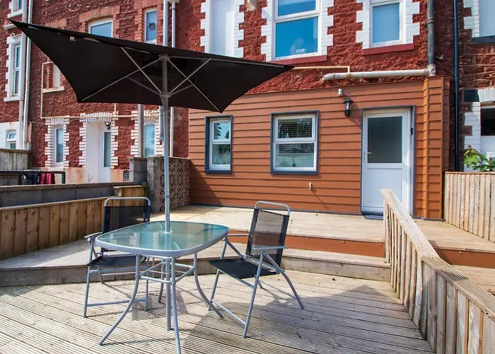 Stylish Studio In The Heart Of The English Riviera