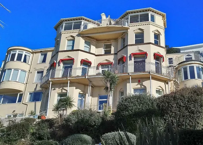Bay Fort Mansions