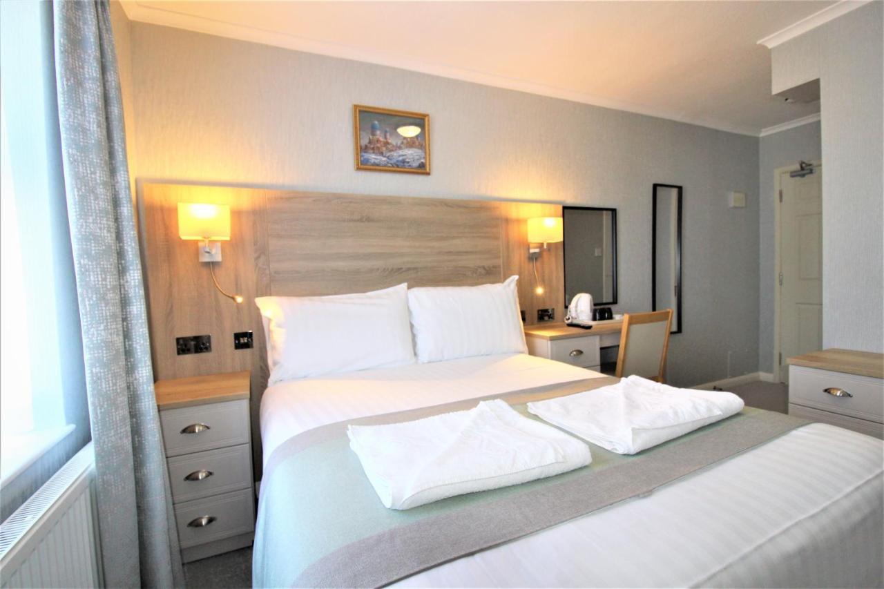 Lindum 4* Torquay
