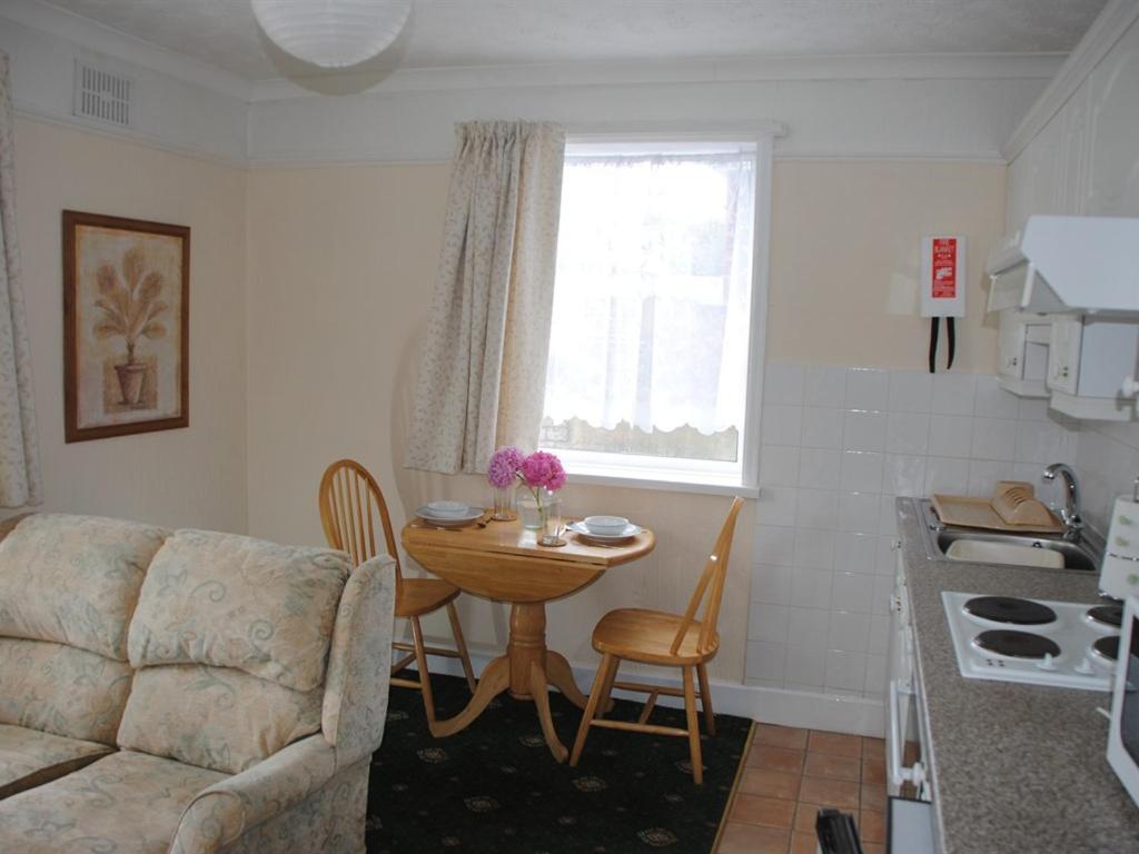 Devon Palms Holiday And Cottages * Torquay