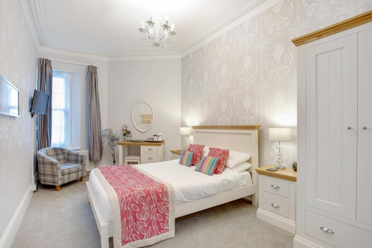 Trelawney - 4*