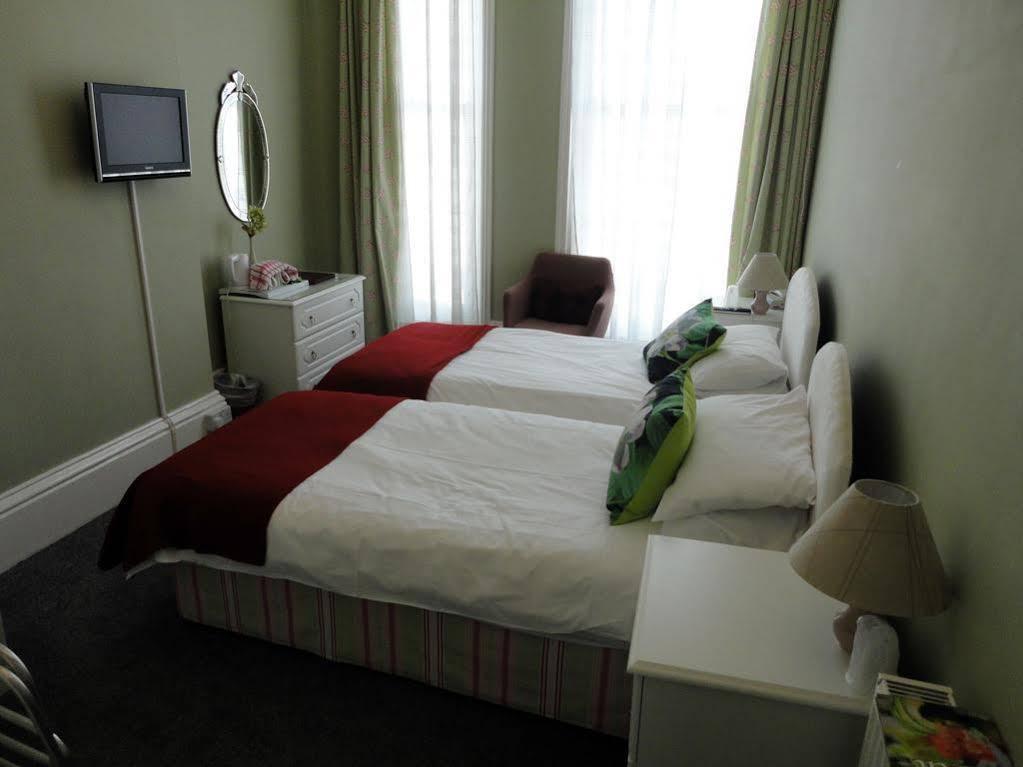 Trelawney - 4* Torquay