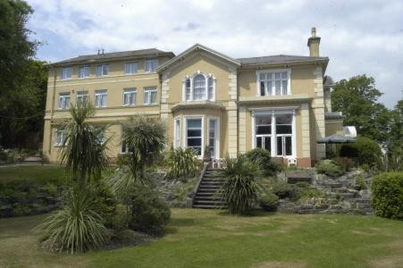 Ansteys Lea Torquay