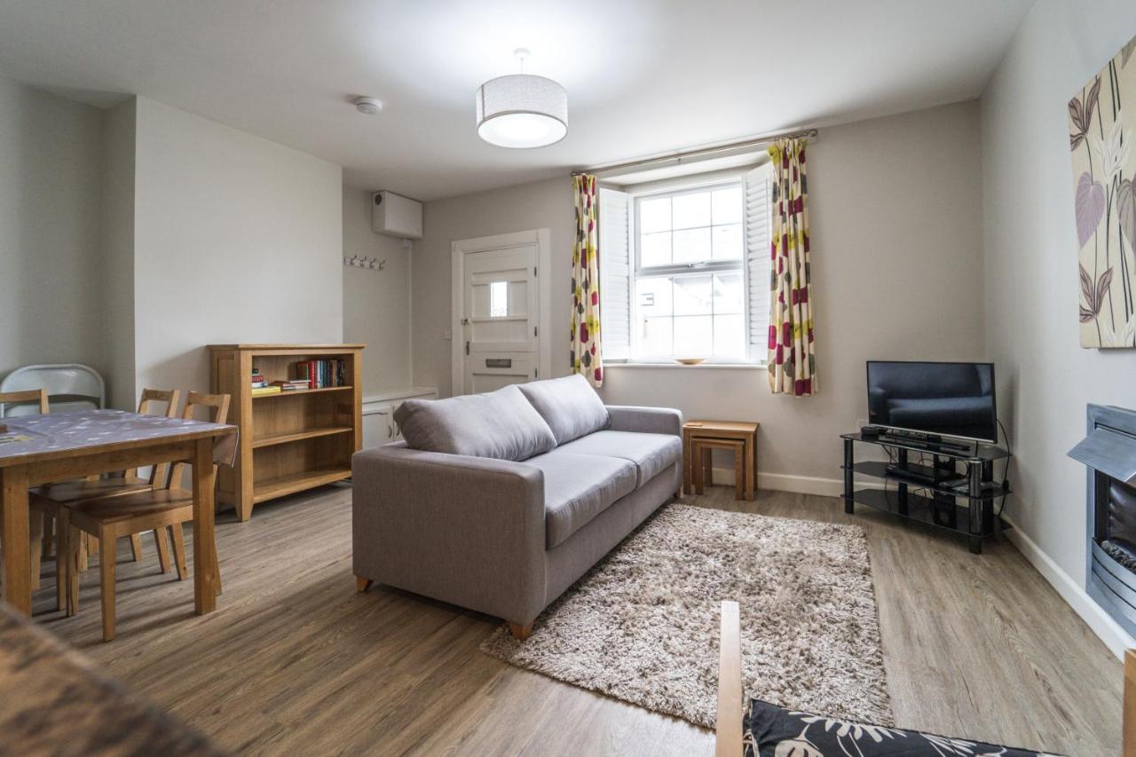 Trinity Mews Apartment *