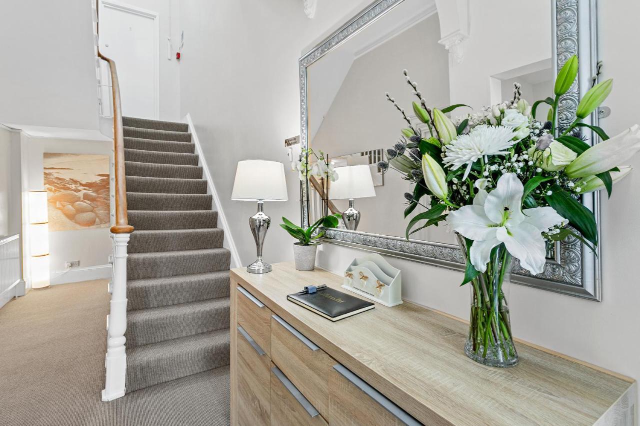 Westbrook Guest house 4*